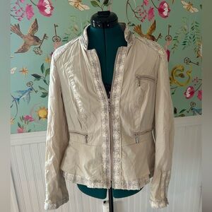 Used White House Black Market jacket size 12